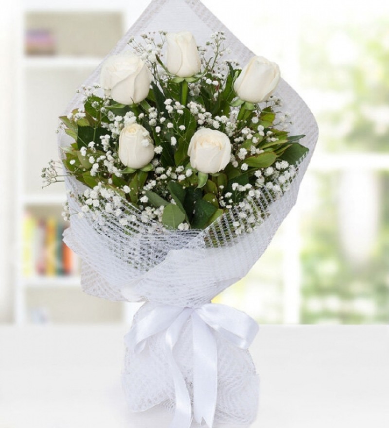 10Adet Beyaz Gül Buketi